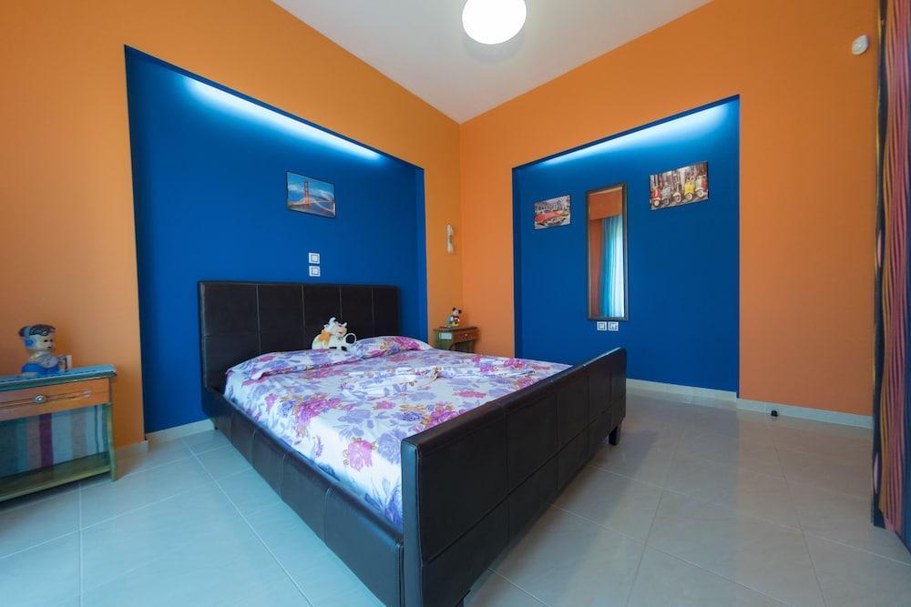Apartment Paramithia Kolymbia